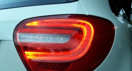 Guía definitiva para el correcto uso de las luces del coche