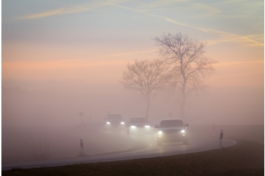 Claves a la hora de conducir con niebla