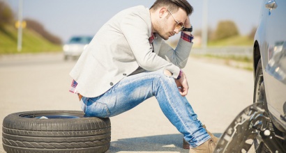 Cómo cambiar la rueda del coche correctamente